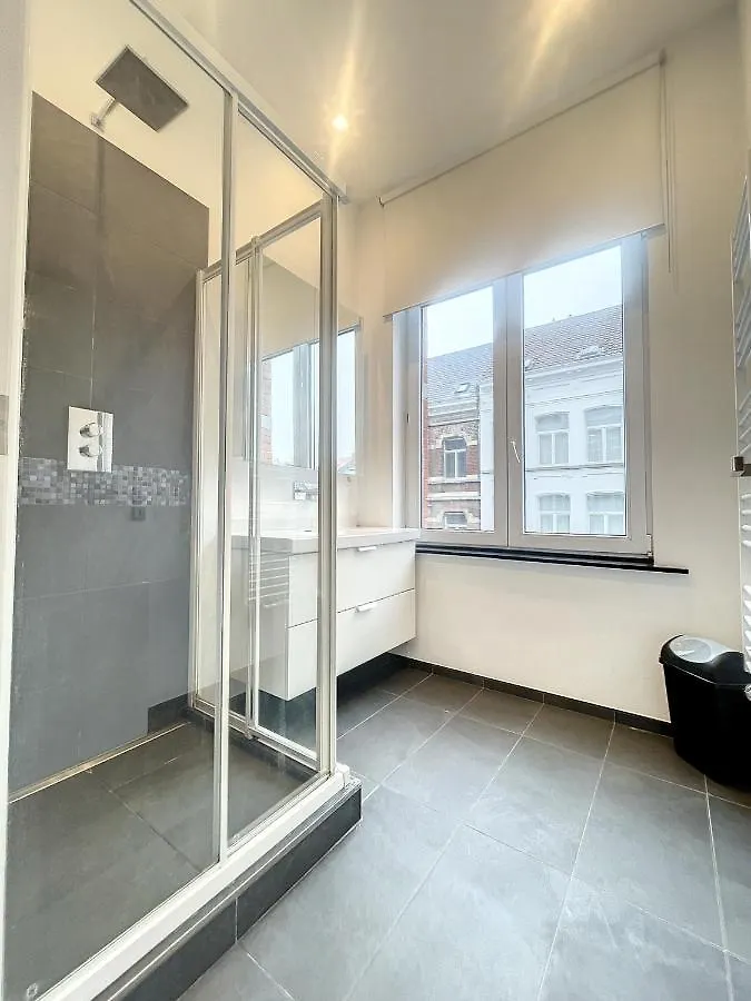 Elegant Flat Cinquantenaire Brussels Apartment